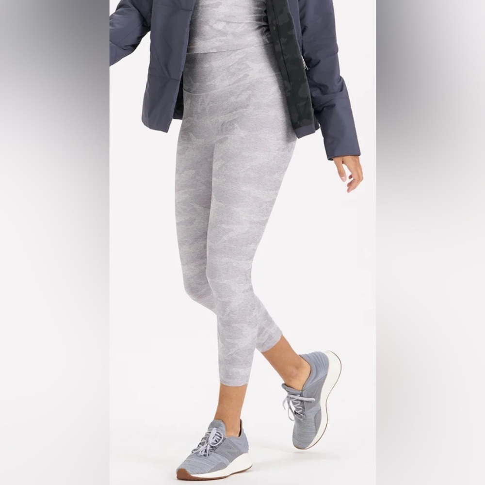 Vuori Clean Elevation Legging NWT